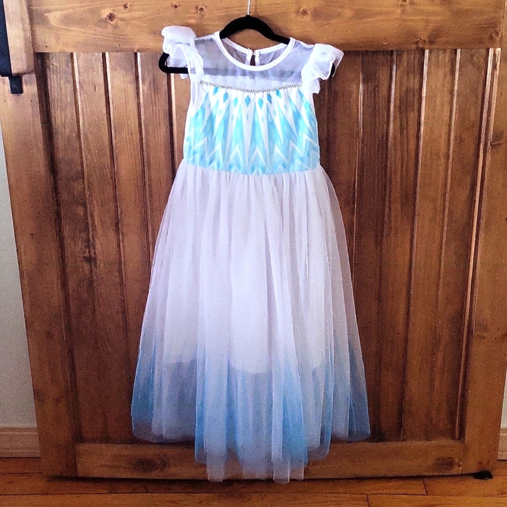 Girls party/princess dress